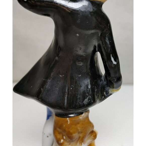 Vintage Occupied Japan Porcelain Colonial Figurines Man With Dog Sitting On Log - Picture 7 of 9